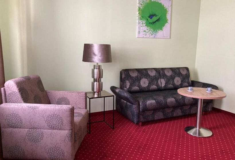 호텔 Konradp Holzkirchen