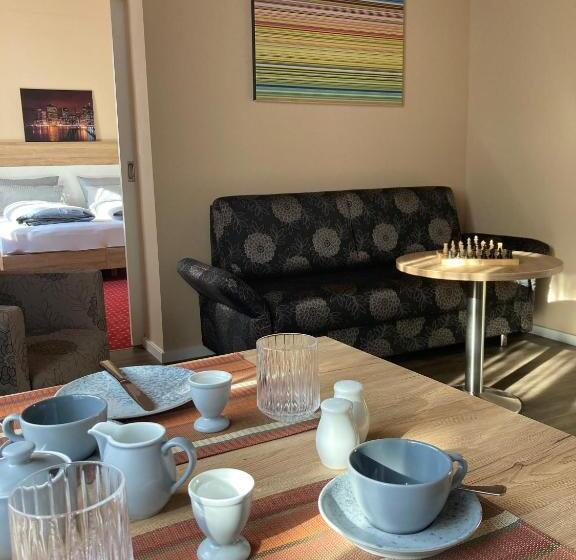 호텔 Konradp Holzkirchen