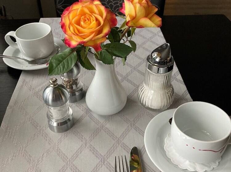 호텔 Konradp Holzkirchen