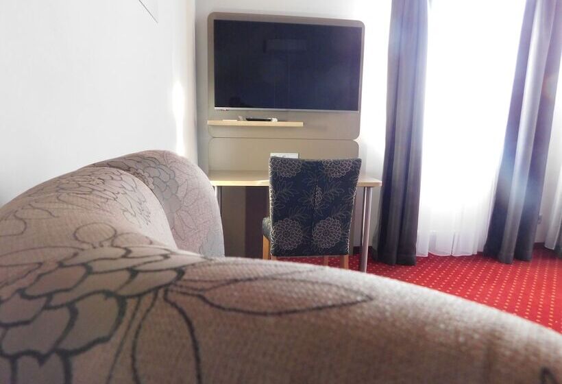 호텔 Konradp Holzkirchen