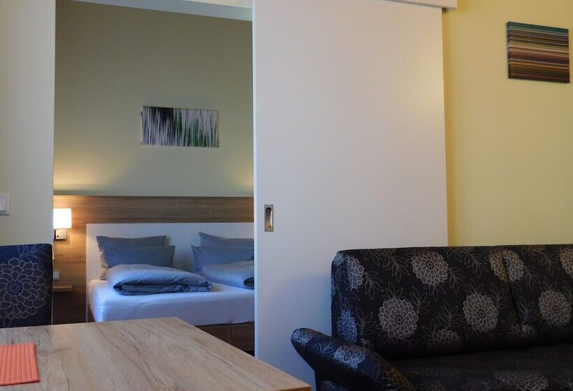 호텔 Konradp Holzkirchen