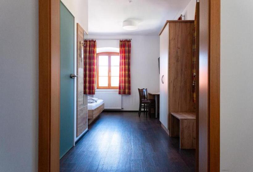 Landhotel & Gasthof Baiernrain