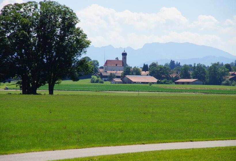 Landhotel & Gasthof Baiernrain