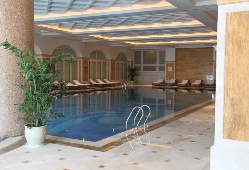 Отель Landison Green Town Xinchang