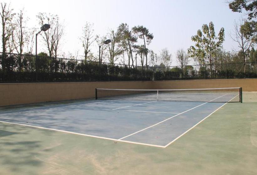 Отель Landison Green Town Xinchang