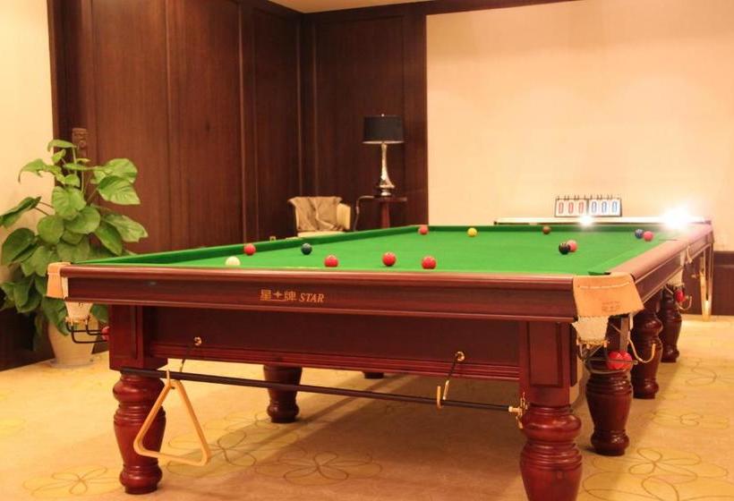 Отель Landison Green Town Xinchang