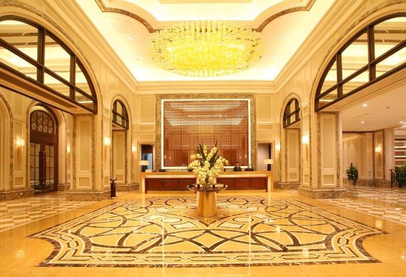 Отель Landison Green Town Xinchang