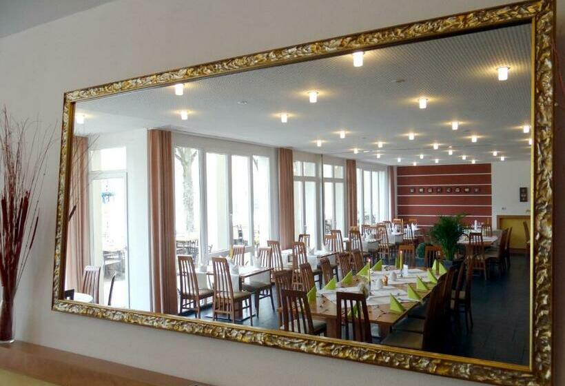 호텔 Mainpromenade S