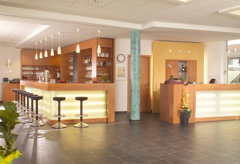 호텔 Mainpromenade S