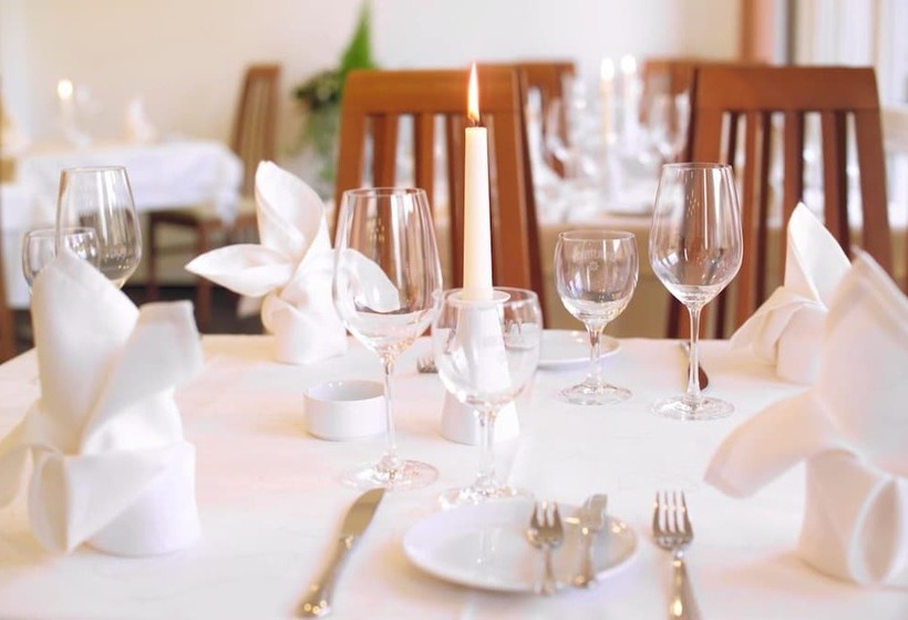 호텔 Mainpromenade S