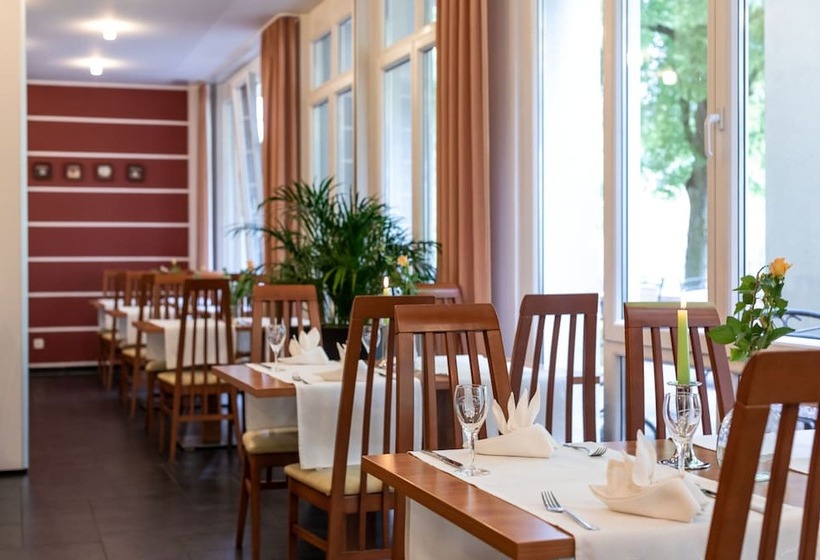 호텔 Mainpromenade S