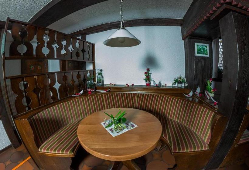 Ratskeller Niederurff   Hotel & Restaurant