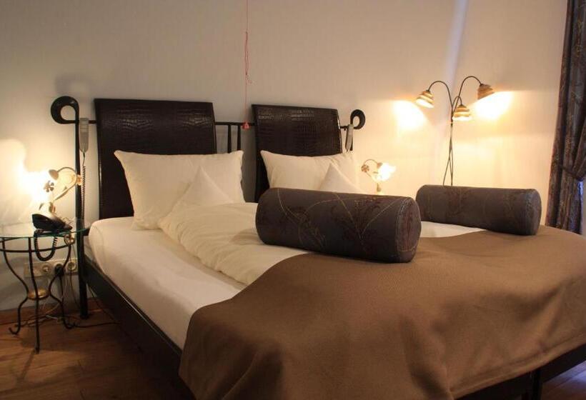 호텔 Residenz Im Schloss Neuweier