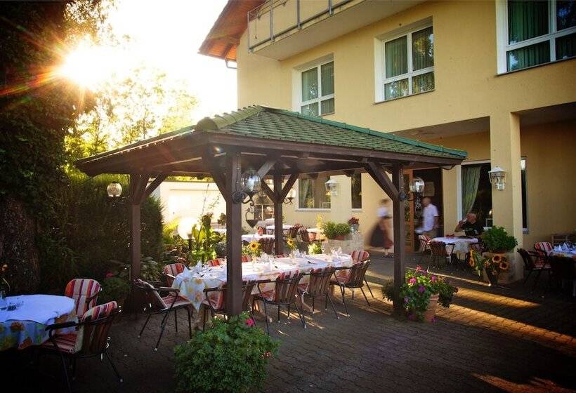 Отель & Restaurant Dornweiler Hof