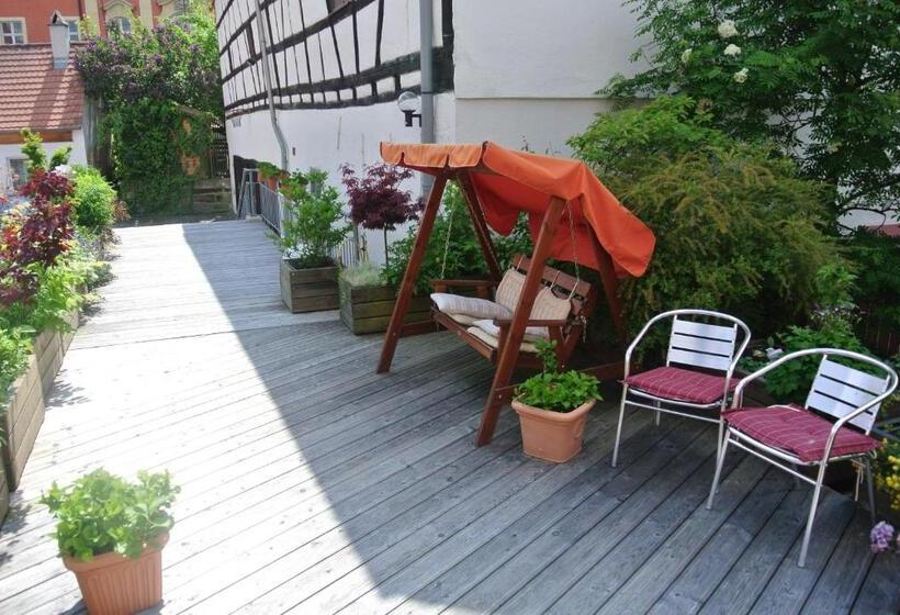 Отель Restaurant Goldenes Lamm