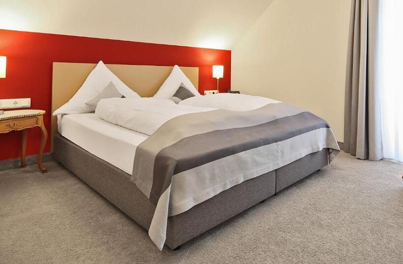 Отель Restaurant Paradeismuhle