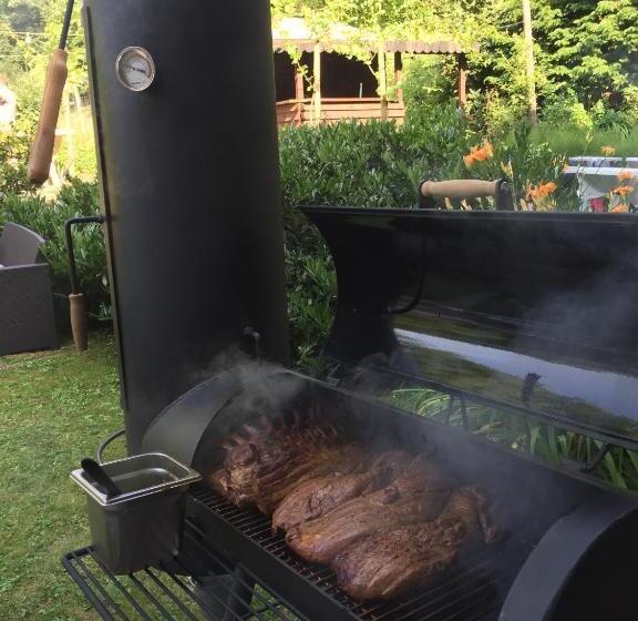 Отель Restaurant Paradeismuhle