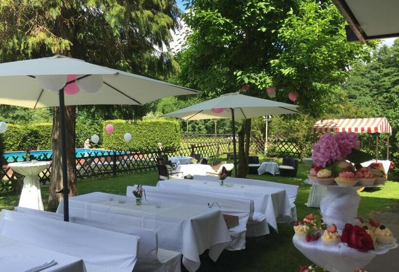 Отель Restaurant Paradeismuhle