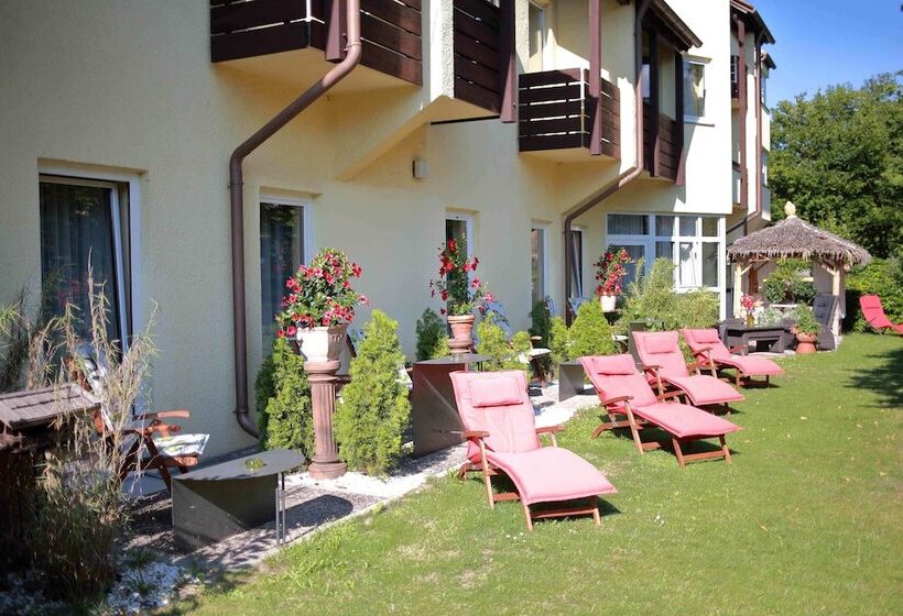 בית מלון כפרי Romerstadt