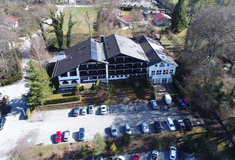 Отель Schloss Berg