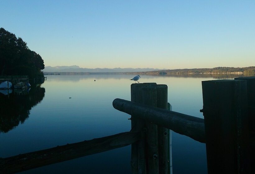 Отель Schloss Berg