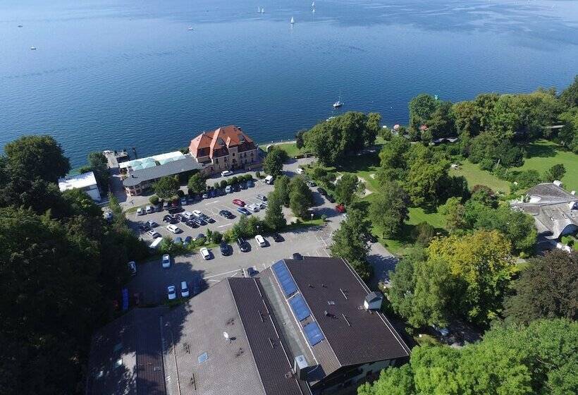 Отель Schloss Berg