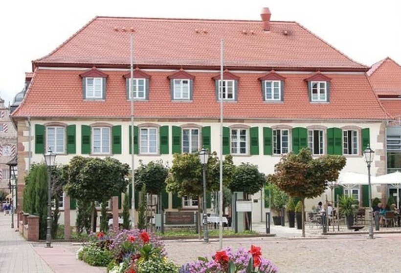 Schlosshotel Bergzaberner Hof