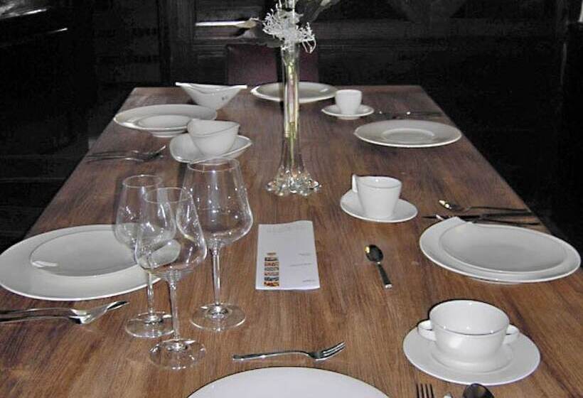 Schlosshotel Bergzaberner Hof