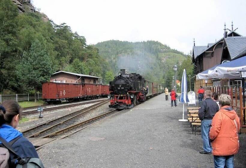 ホテル Schwarzer Bar