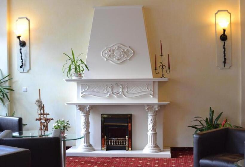 هتل Vier Jahreszeiten