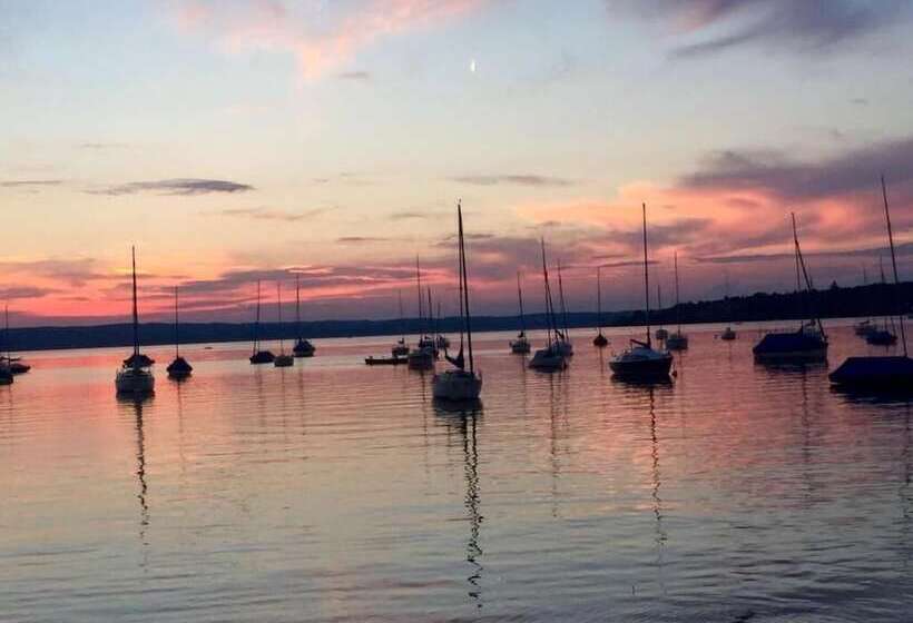 Отель Zum See Garni