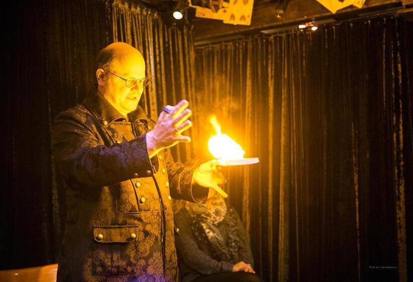 酒店 Zum Zauberkabinett