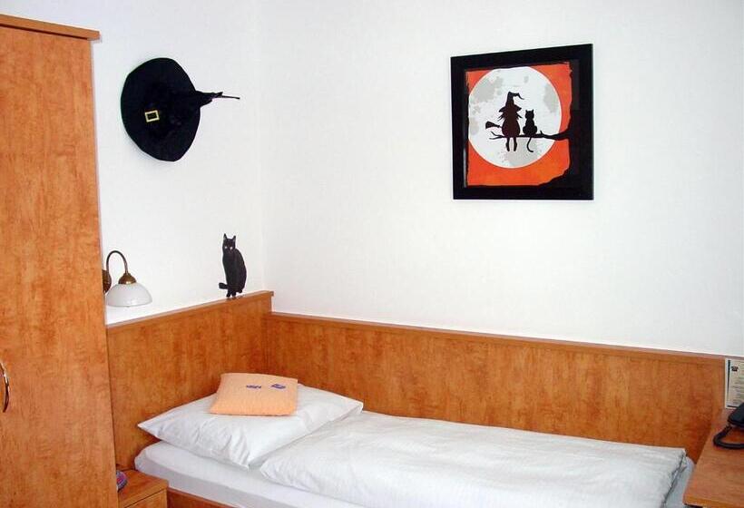 酒店 Zum Zauberkabinett