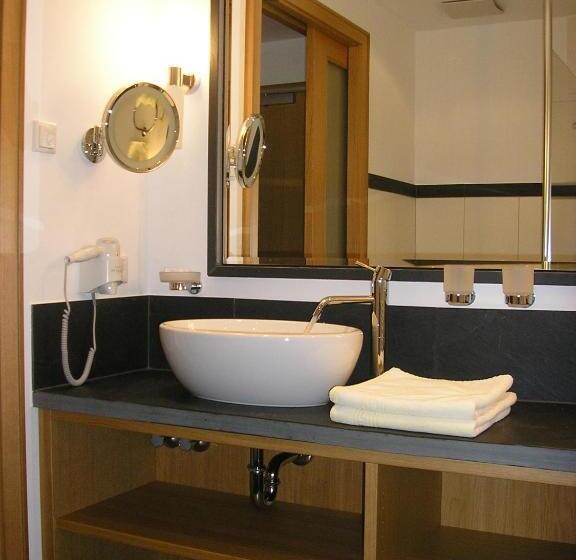 Land  Und Kurhotel Tommes