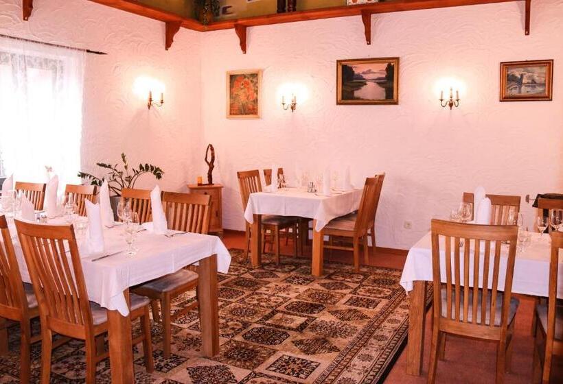 Landhotel Restaurant Schwalbennest