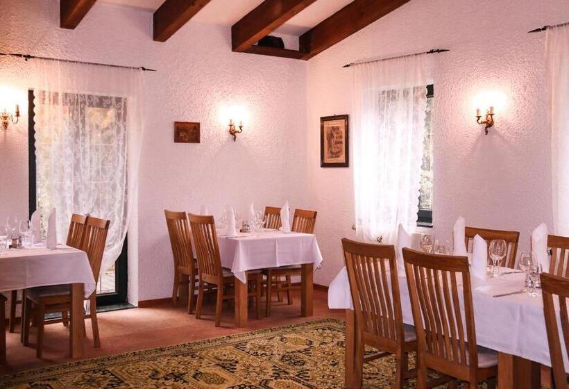 Landhotel Restaurant Schwalbennest