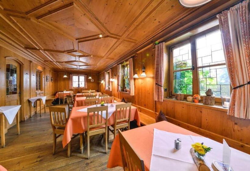 Metzgerei Gasthof Oberhauser   Hotel Zur Post