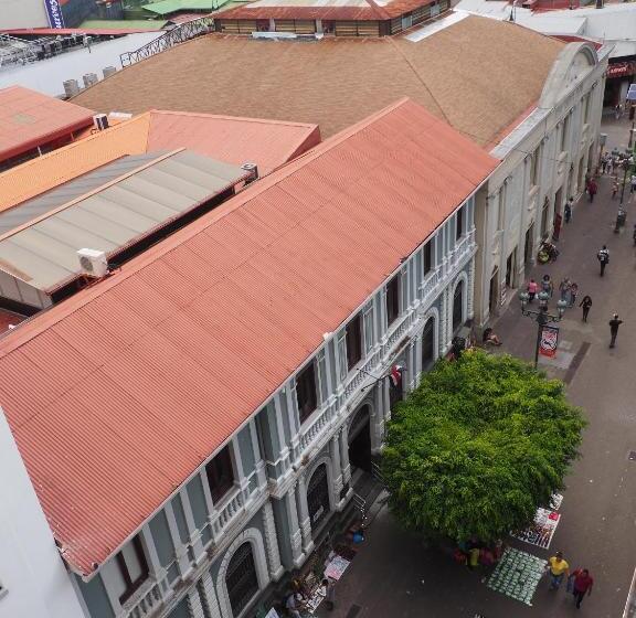 Nuevo Maragato Hotel & Hostel