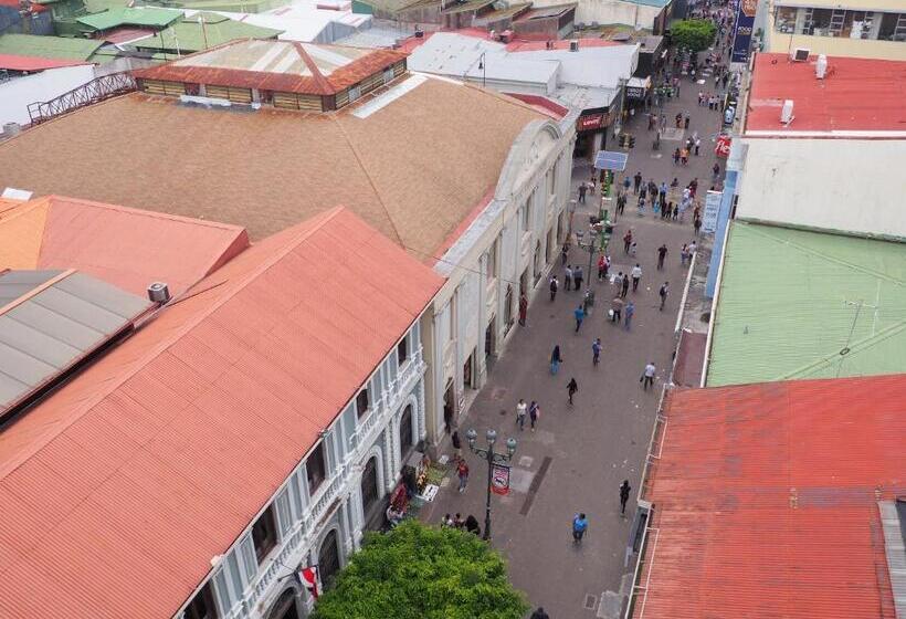 Nuevo Maragato Hotel & Hostel