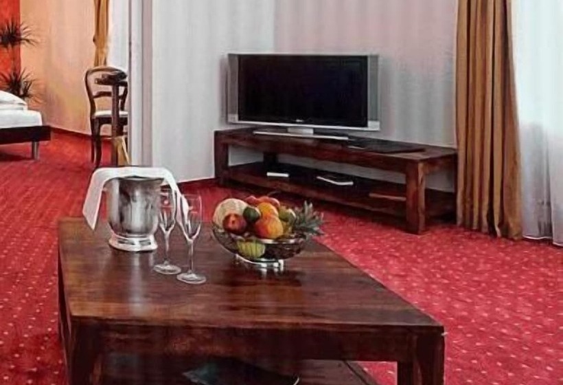 Ochsen Hotel & Restaurant Binzen / Basel