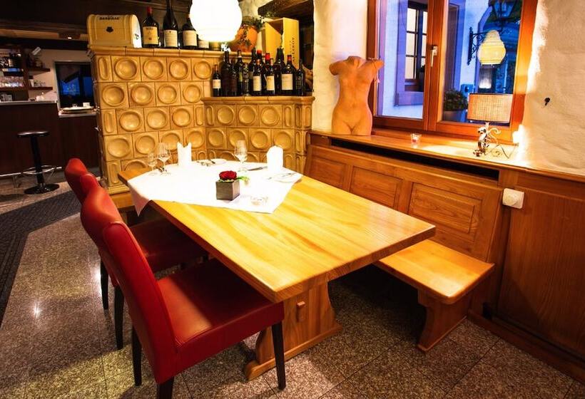 Ochsen Hotel & Restaurant Binzen / Basel