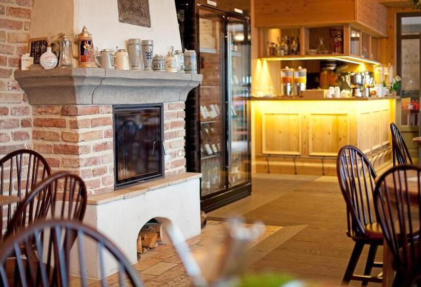 Пансион Die Post Landgasthof Aufkirchen