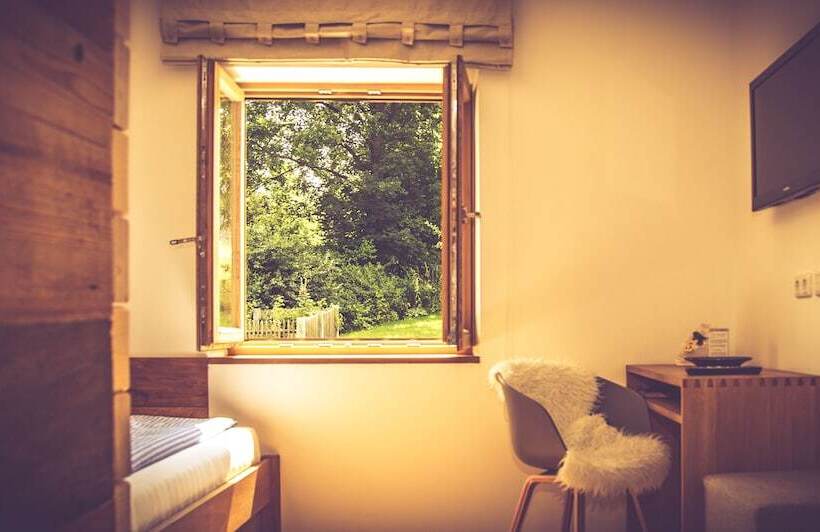 펜션 Gasthaus Am Odenturm