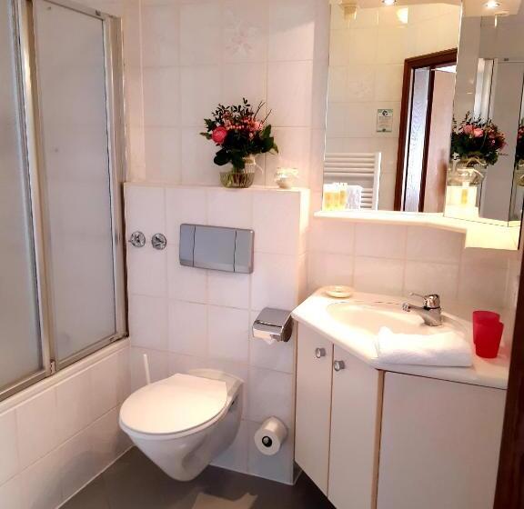 펜션 Gasthaus Auerhahn