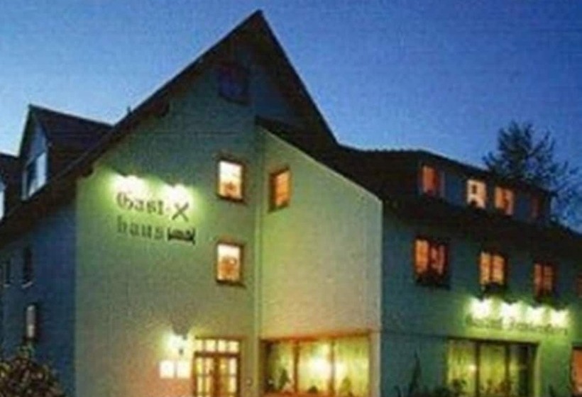 ペンション Gasthof Frankenstuben