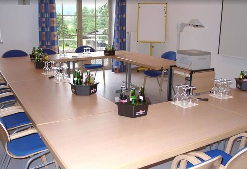 ペンション Gasthof Frankenstuben