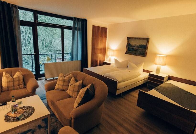 ペンション Gasthof Hotel Zur Post