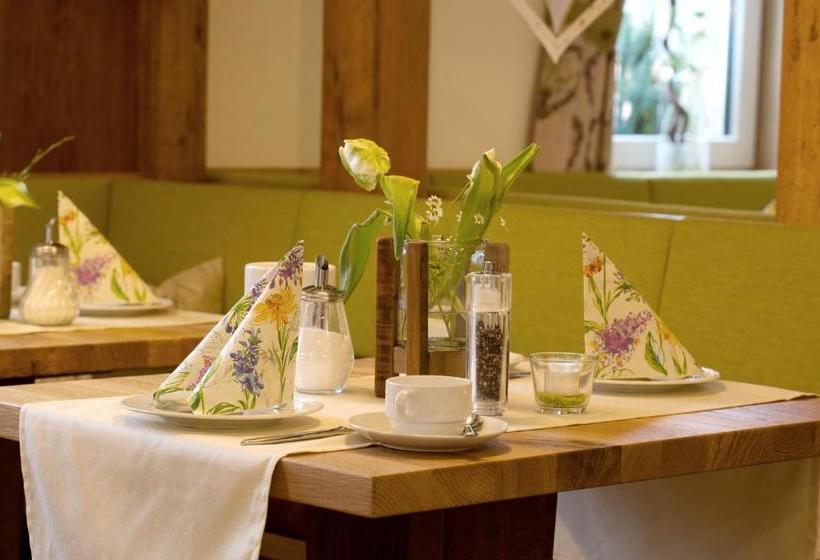 פנסיון Landhotel Teuteberg