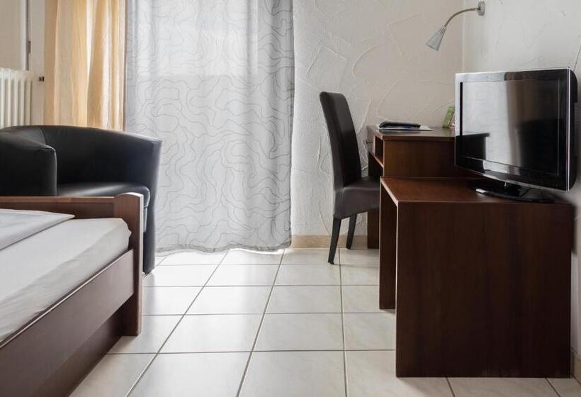 ペンション Landgasthaus Sockenbacher Hof