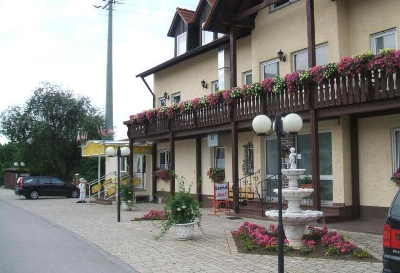 ペンション Landgasthof   Café Anni